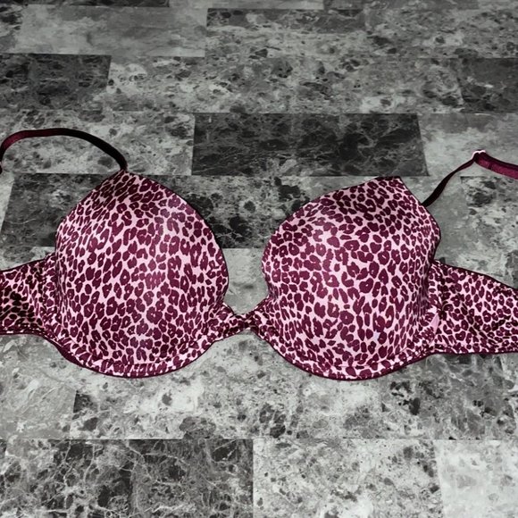 Victoria’s Secret bra - Picture 1 of 4